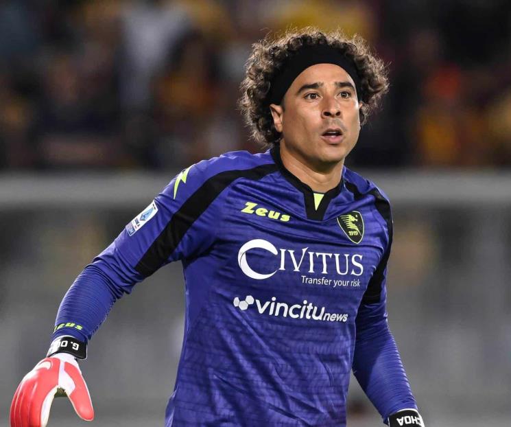 Golean a Ochoa en la Serie A