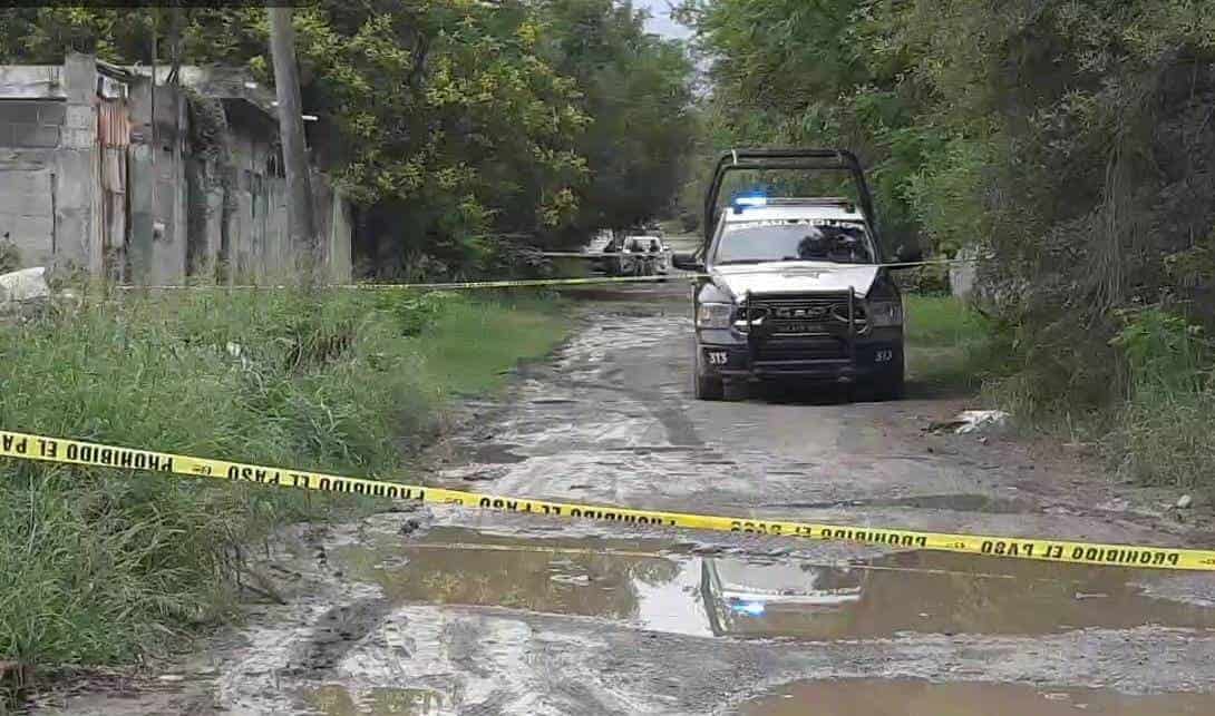 El cadáver de un hombre maniatado, con cinta en los ojos y al menos un balazo en la cabeza, fue encontrado en una brecha de la Colonia Monte Kristal, ayer en el municipio de Benito Juárez.