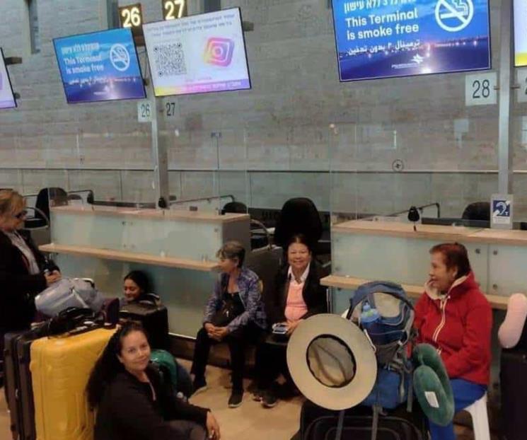 Ocho mexicanos logran salir del aeropuerto de Israel