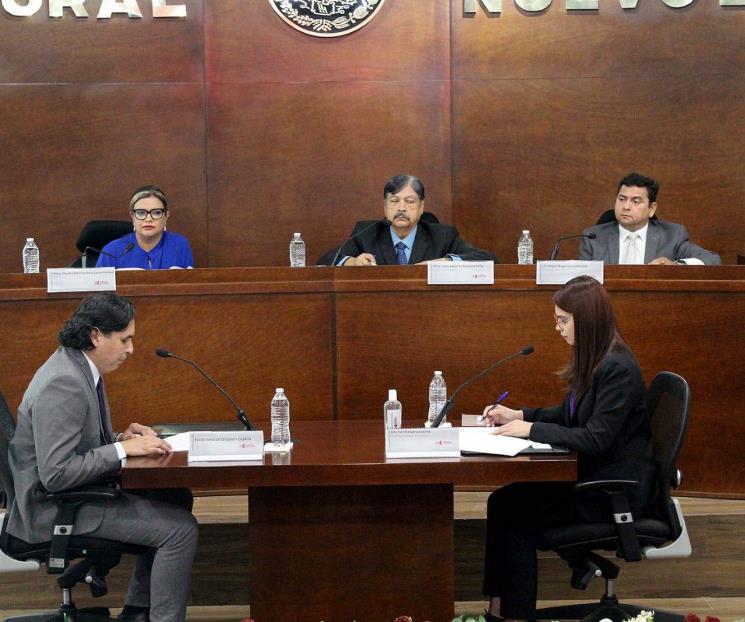 Solicita TEE atender escrito de renuncia de Alhinna Vargas