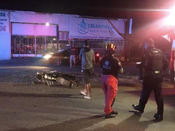 Queda herido motociclista en choque