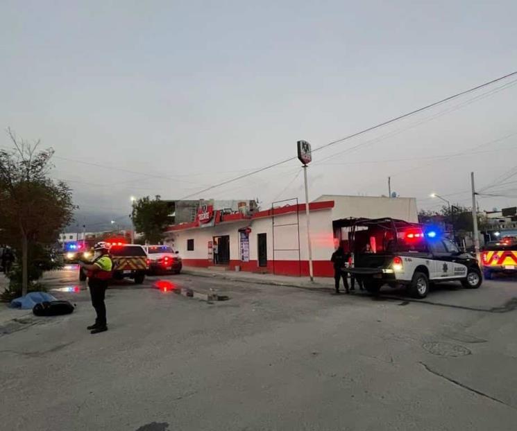 Matan a balazos a hombre afuera de su casa