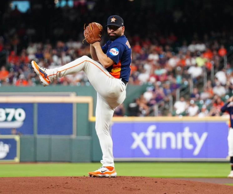 Guía Urquidy a los Astros a final de la Liga Americana