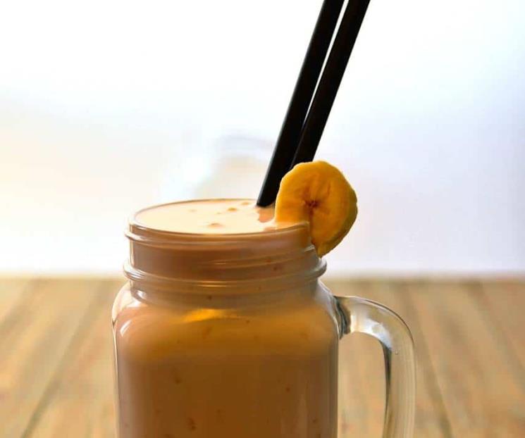Receta para un licuado a base de plátano y café Receta para un licuado a base de plátano y café