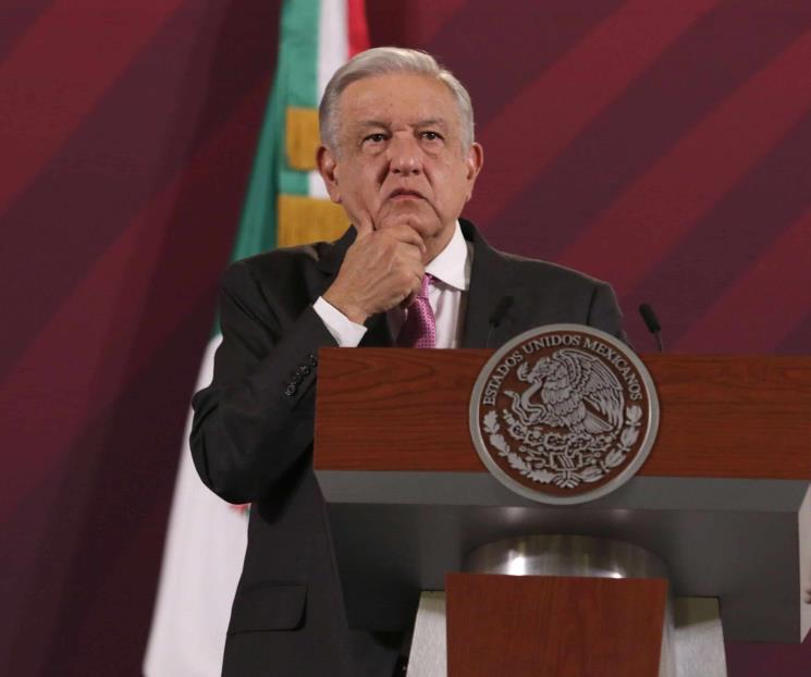 AMLO asegura que dólar seguirá siendo moneda de referencia