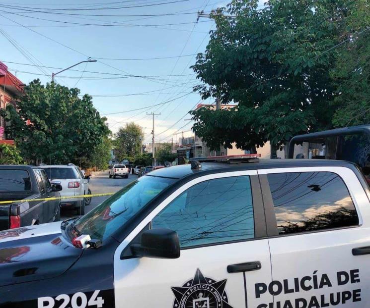 Ejecutan a tres hombres en domicilio de Guadalupe