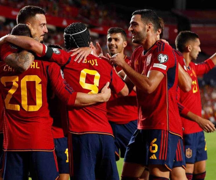 España vence a Escocia y se acerca a la Eurocopa España vence a Escocia y se acerca a la Eurocopa