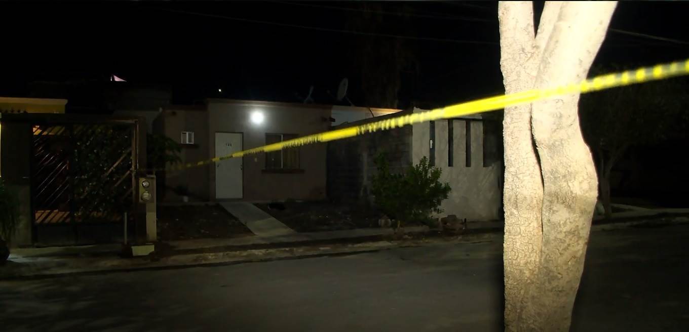 Hombres armados sembraron el terror entre los habitantes de la Colonia Hacienda El Palmar, ubicada en el municipio de Santa Catarina al atacar dos viviendas.