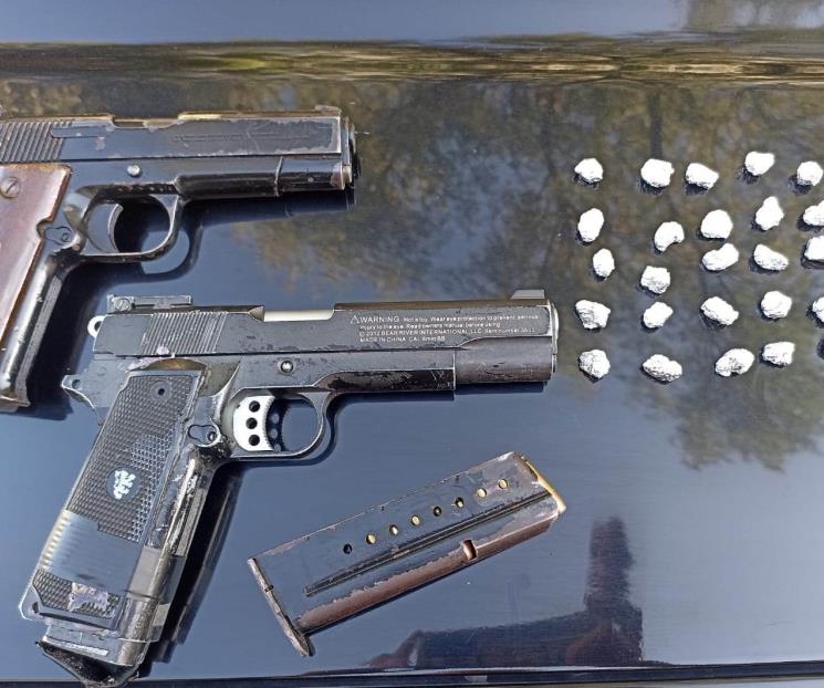 Caen con armas de fuego