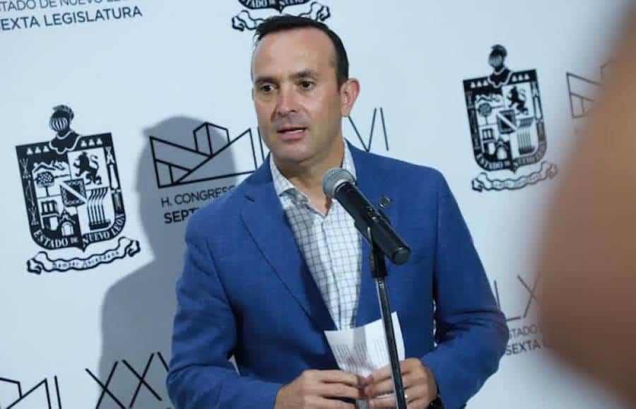 Demanda AN madurez del gobernador