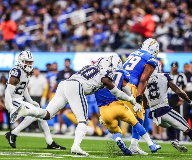 Dallas se impone a Cargadores