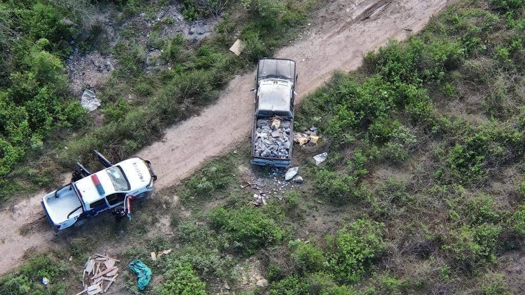 Un hombre que tiene su domicilio en Monterrey fue descubierto al momento en que tiraba escombro en Escobedo por lo que fue detenido y puesto a disposición de un Juez Cívico quien le impuso un arresto administrativo y multa por daños a la ecología de 103 mil pesos.