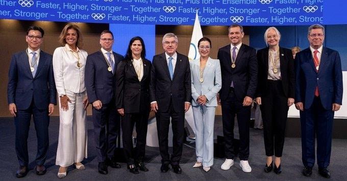 Formalizan incorporación de Michelle Yeoh al COI