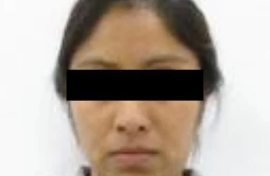 Elementos de la Agencia Estatal de Investigaciones, lograron la detención de una mujer, que reclutaba a menores de edad, para prostituirlas en hoteles del centro de Monterrey.