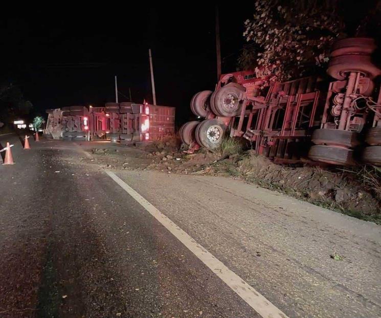 Vuelca en la Carretera Nacional