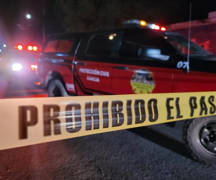 Asesinan a hombre frente a su casa