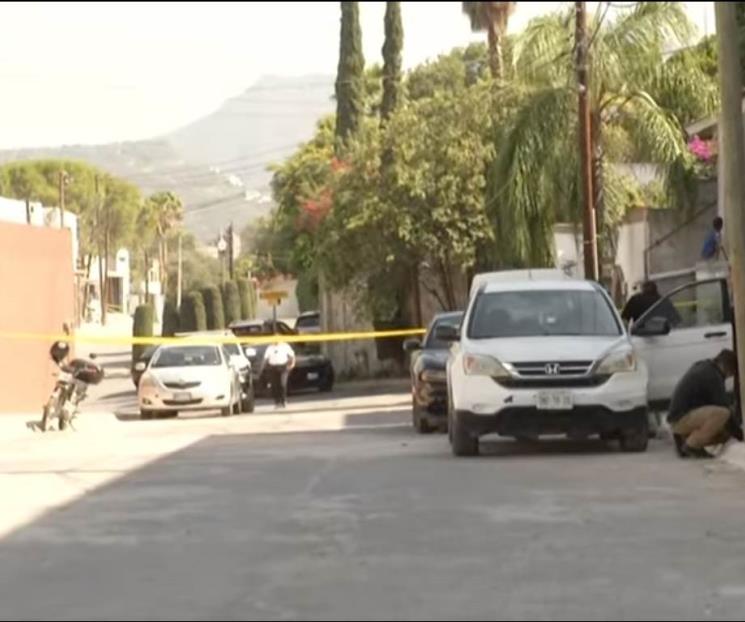 Cristalean camioneta y roban 1 millón en San Pedro