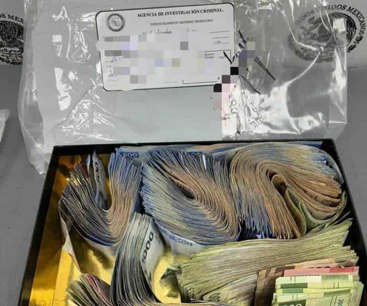 Aseguran arma de fuego y dinero tras cateo