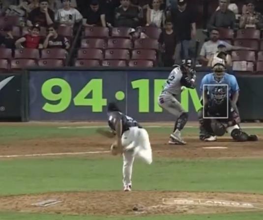 Blanquean a Sultanes Blanquean a Sultanes