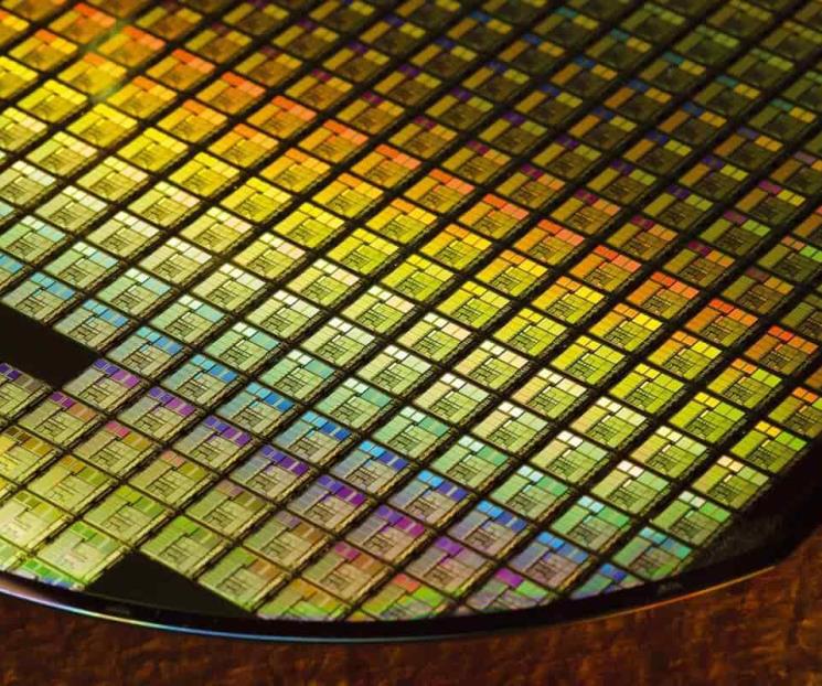 Vuelve la guerra de los nanómetros