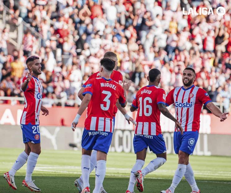 Girona golea e igualan al líder Real Madrid en España