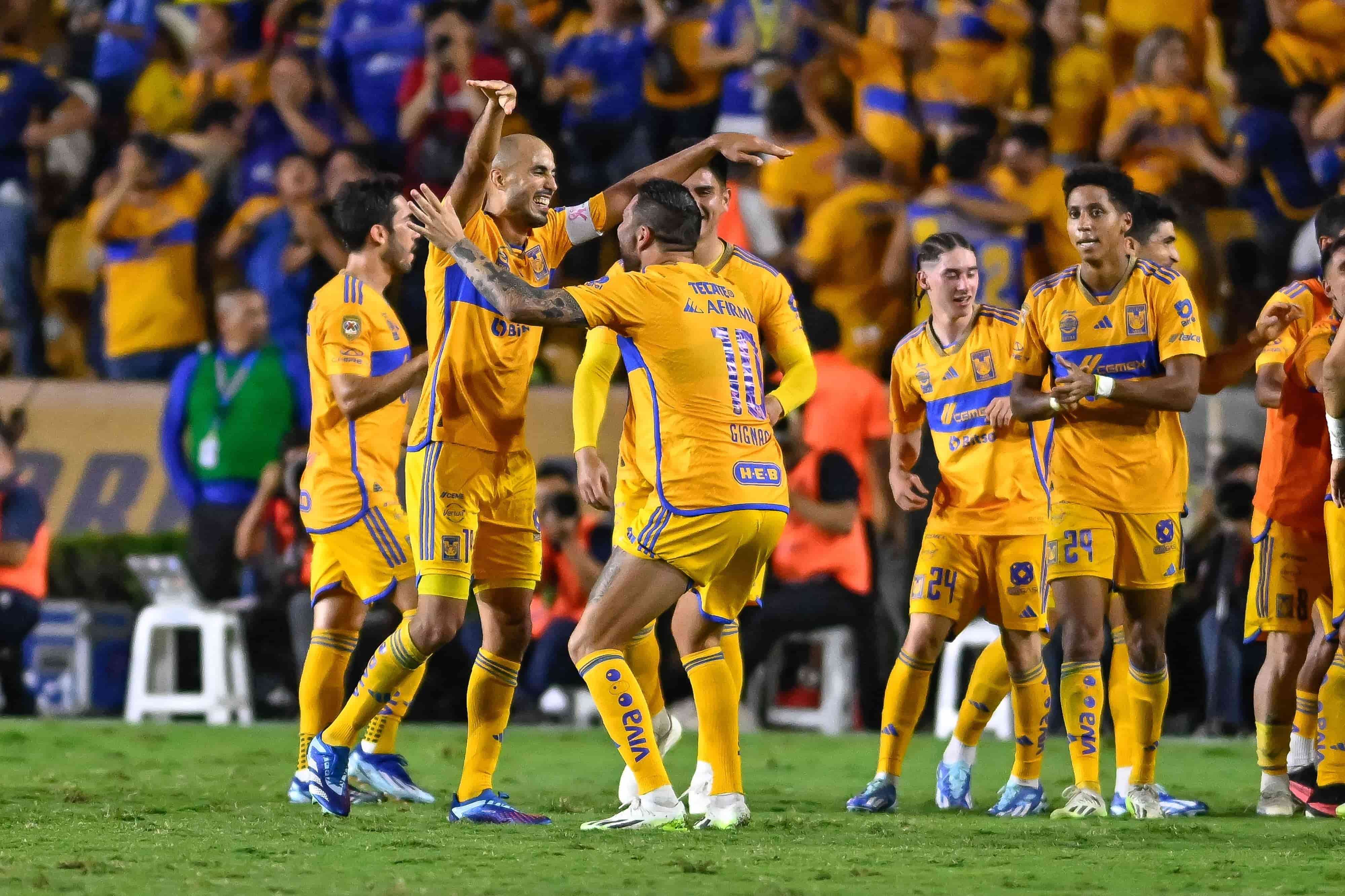 Felinos rompen racha de 9 años de no ganarle al Cruz Azul de local.
