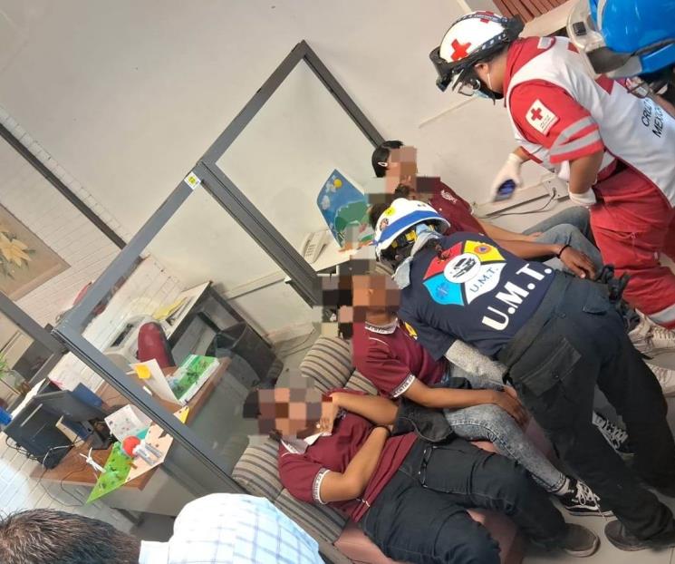 Deja explosión química en CBETis 7 alumnos heridos