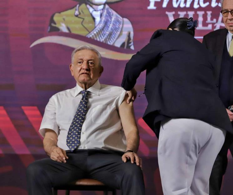 Jeringan a AMLO en su mañanera contra Covid-19