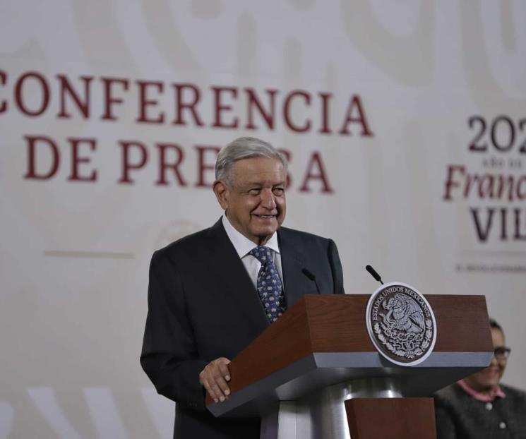 Lo que me tiene feliz, feliz es que se redujo pobreza:AMLO Lo que me tiene feliz, feliz es que se redujo pobreza:AMLO