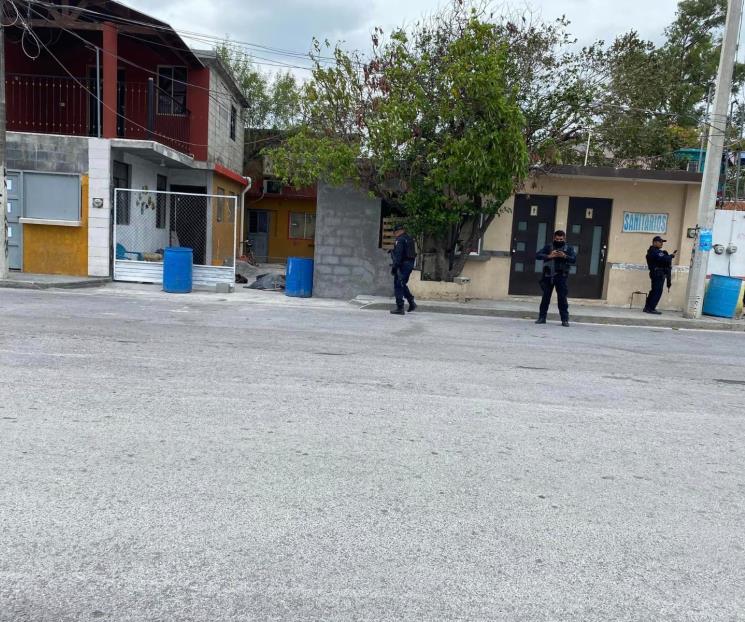 Atacan a balazos a menor en Linares