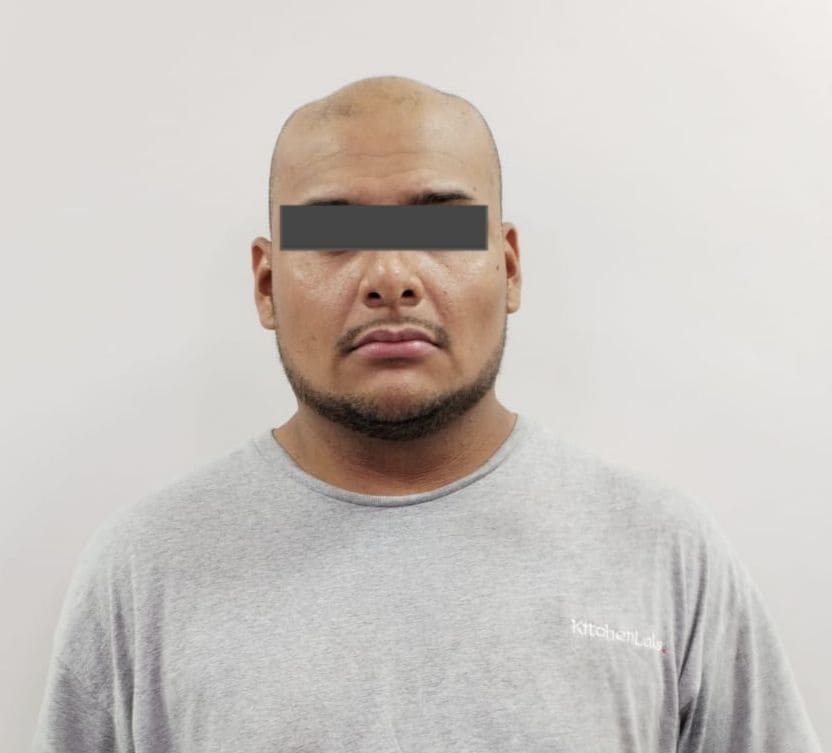 Tras un cateo realizado a un domicilio donde se realizaban presuntas actividades de narcomenudeo, fue detenido un hombre y se aseguró droga, en municipio de San Nicolás.