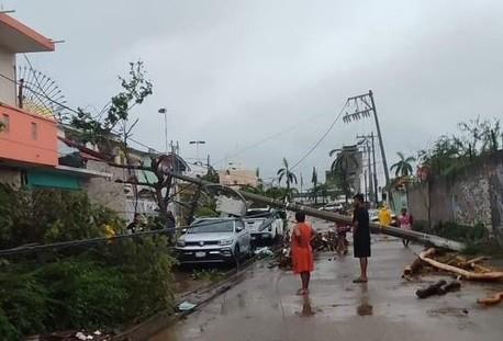 Telmex restablece red de telecomunicaciones en Acapulco