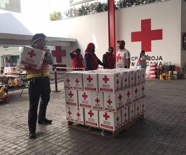 Implementan puente aéreo para ayudar a damnificados Implementan puente aéreo para ayudar a damnificados