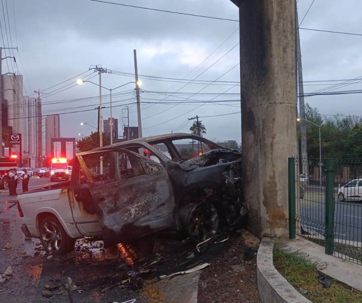 Muere calcinado tras chocar en San Pedro