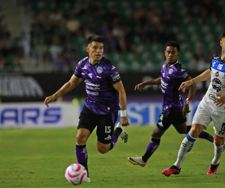 Golea Mazatlán a Gallos