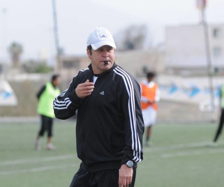 Invita Rayados a Flores Barrera y a Alejandro Araya Invita Rayados a Flores Barrera y a Alejandro Araya