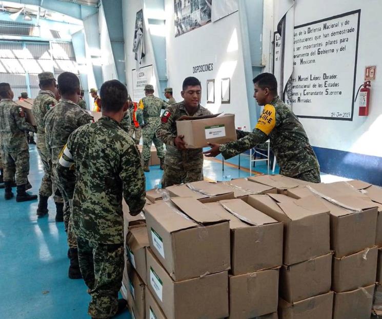 Critica oposición militarización de ayuda para damnificados