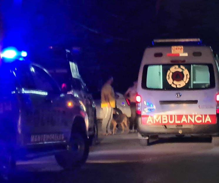 Baja de camioneta, golpea y hiere a peatón