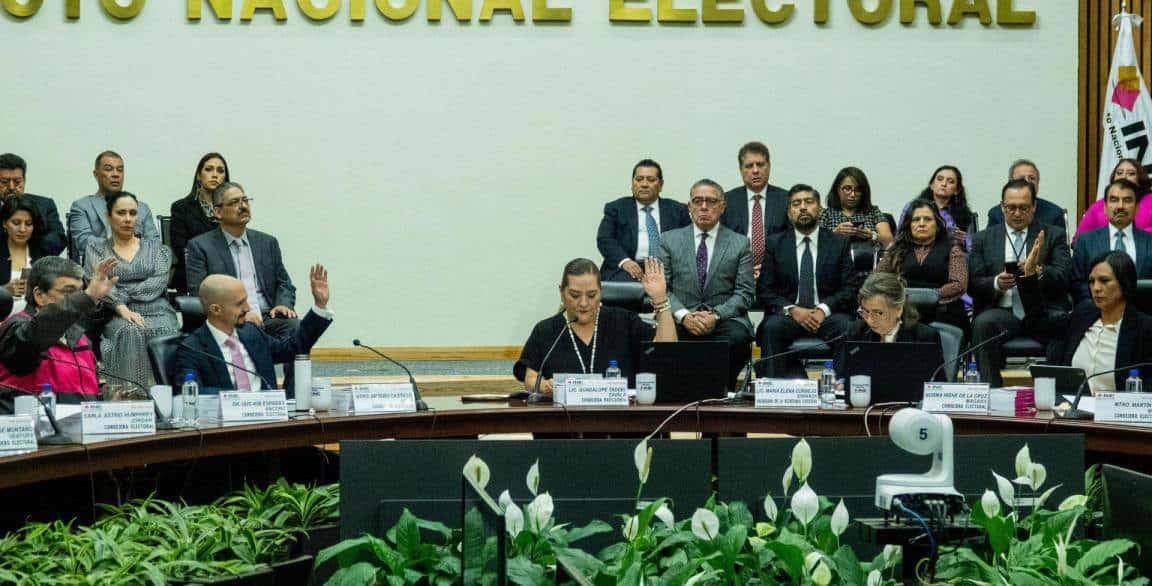 División en el INE prende alerta en 2024