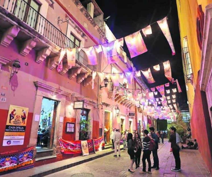 Cervantino, a la baja en ingresos y visitantes