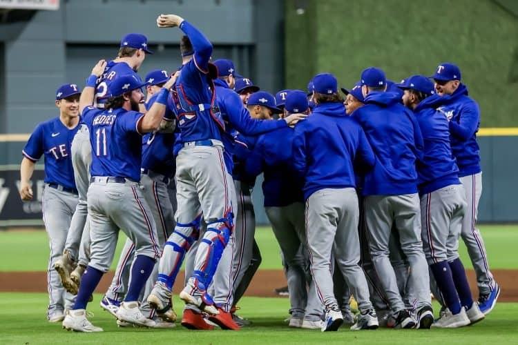 Los Rangers toman la ventaja en la Serie Mundial