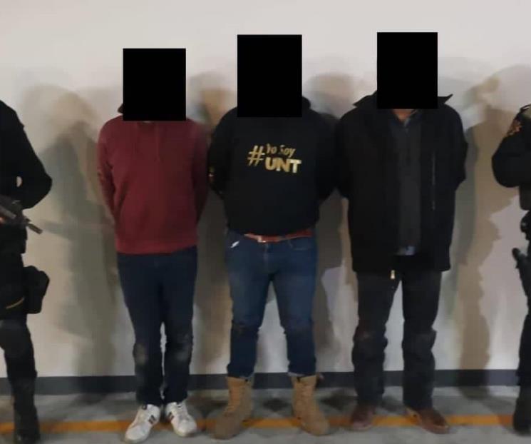 Detienen a 3 con arma larga