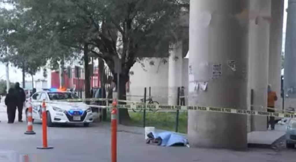 Las bajas temperaturas cobraron la vida de una persona en condición de calle, que se negó a ser llevado horas antes a un albergue en el municipio de San Nicolás.