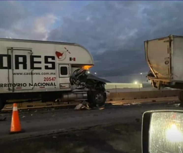 Provoca caos choque múltiple en Libramiento Noroeste