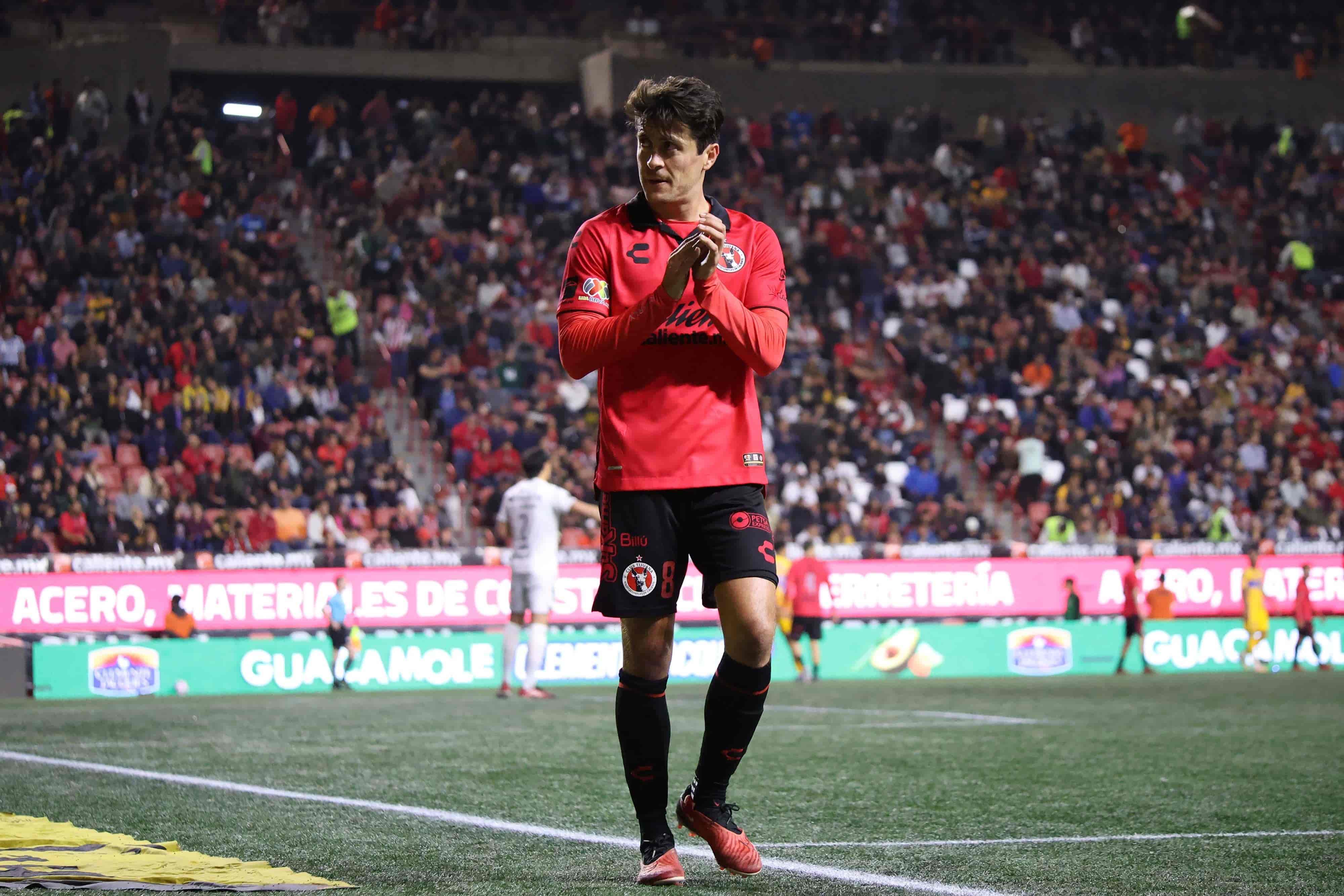 Fernando Madrigal hace el 1-0.