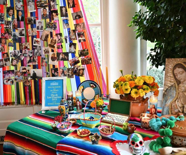 Instalan ofrenda del Día de Muertos en la Casa Blanca