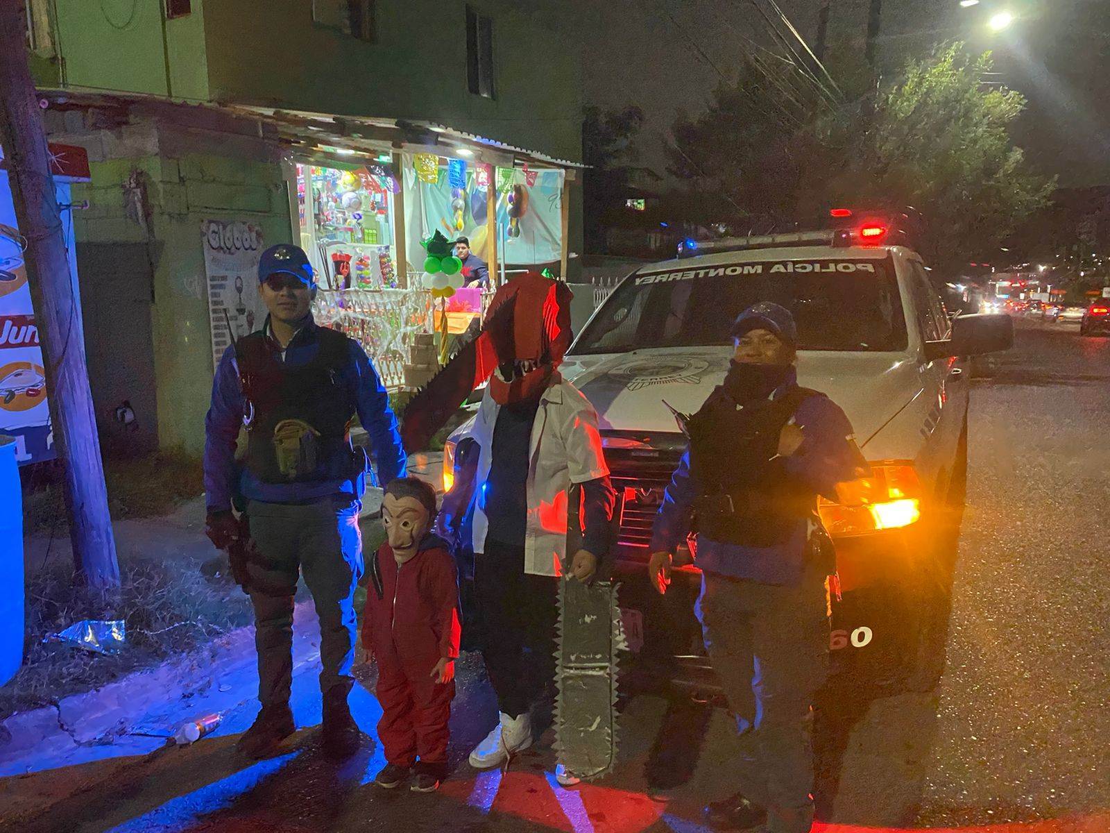 La policía preventiva de Monterrey, reporto saldo blanco durante el operativo de Halloween, implementado la noche del 31 de octubre en la zona urbana de Monterrey.