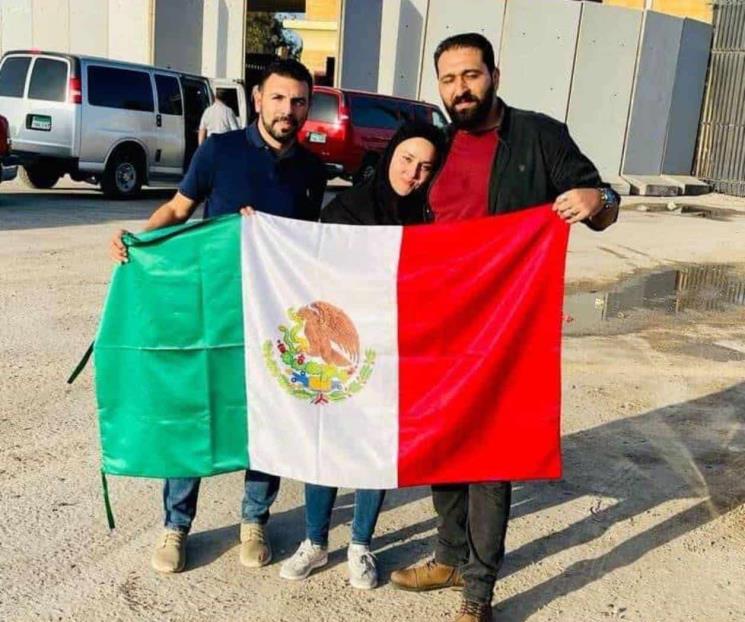 Sale la mexicana Bárbara Lango de la Franja de Gaza