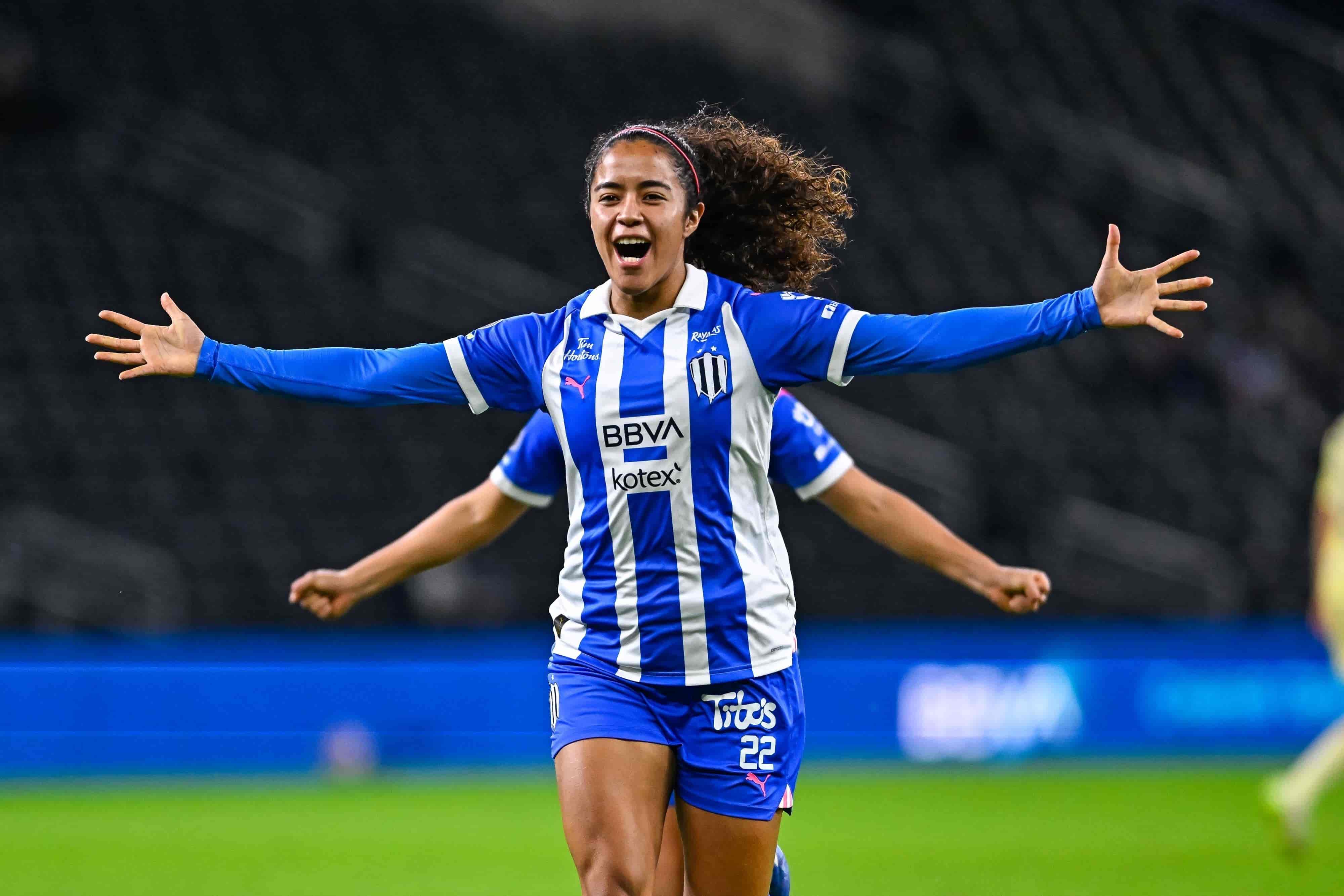 Diana García hace el 1-0.