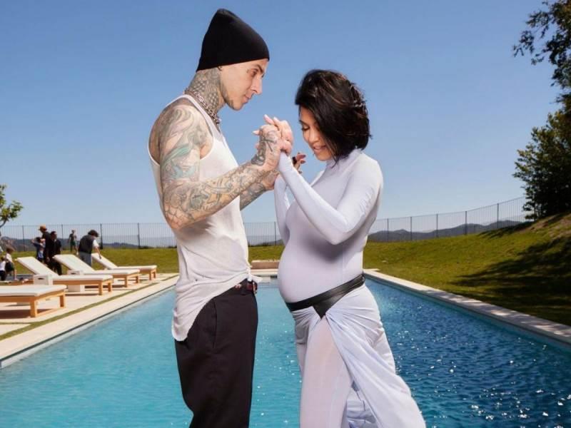 Nace bebé de Kourtey Kardashian y Travis Barker Nace bebé de Kourtey Kardashian y Travis Barker